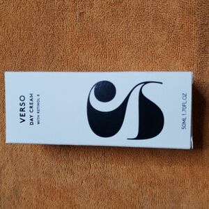 Verso Day Cream with Retinol 8 - White